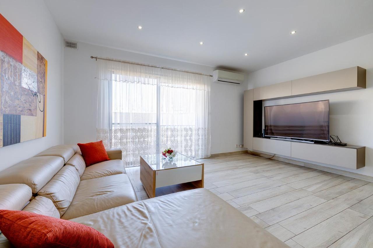 Appartement Stylish 3 Bedroom In St Julians San Ġiljan